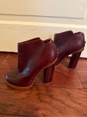 Dolce Vita Burgundy Leather Platform Ankle Booties